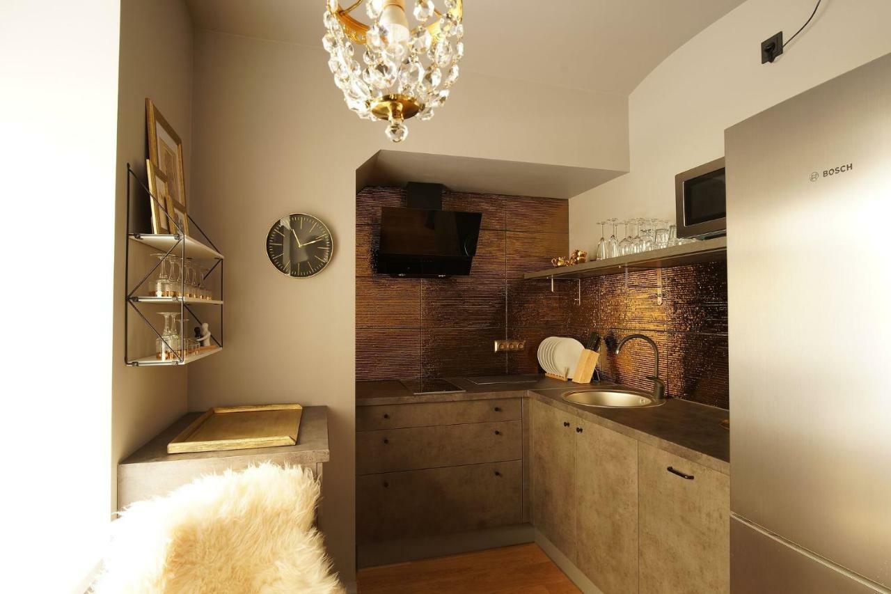 NEW Bohemian crash pad in Riga Center Apartment Bagian luar foto